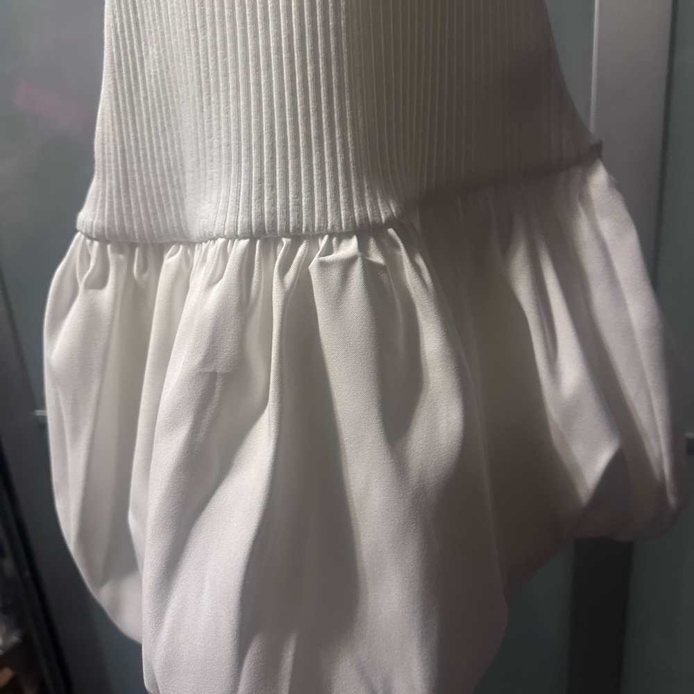 Sleeveless White Cutout Mini Dress - Picture 5 of 8